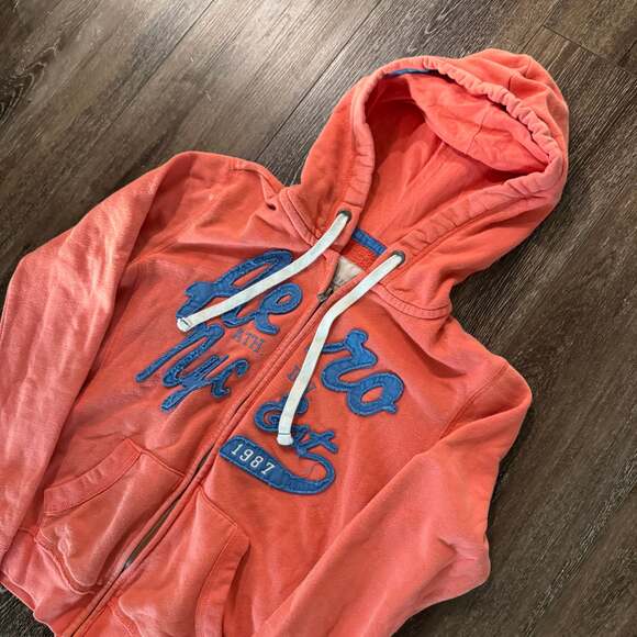women’s y2k Aeropostale embroidered logo zip up hoodie - Picture 2 of 6